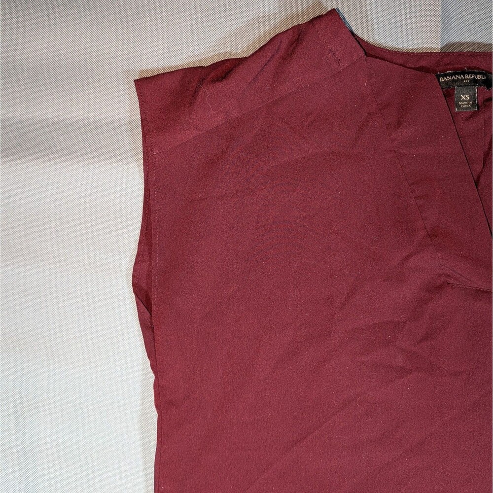 Banana Republic Women's Maroon Sleeveless Top Size XS - Picture 3 of 7